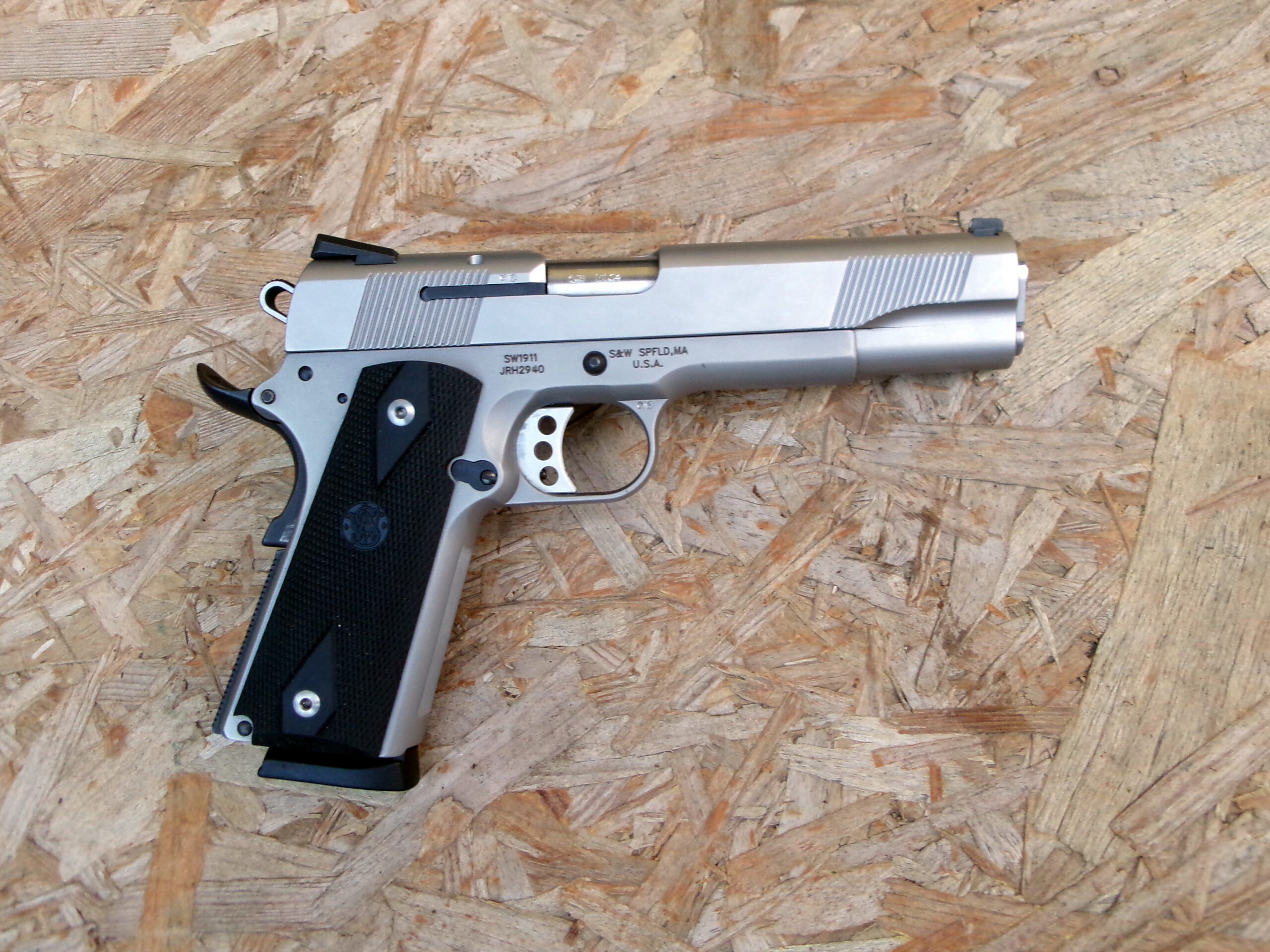 SMITH&WESSON PISTOLA MOD. 1911 5" CAL 45 ACP