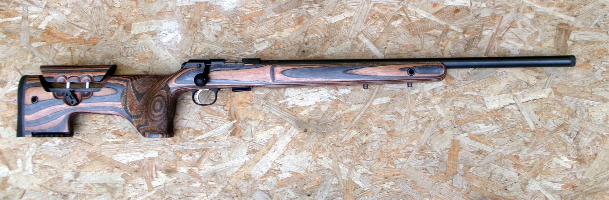 CZ CARABINA MOD. 457 RANGE CAL.22 L.R