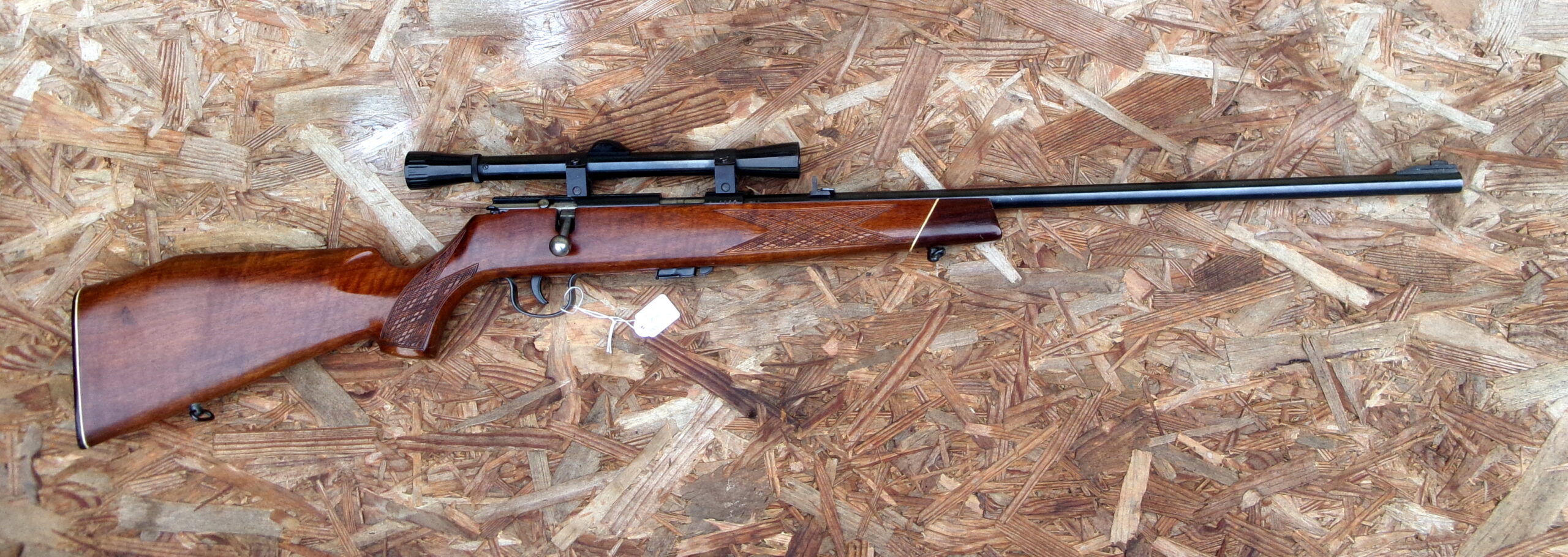 VOERE CARABINA MOD. 21.08 CAL 22LR