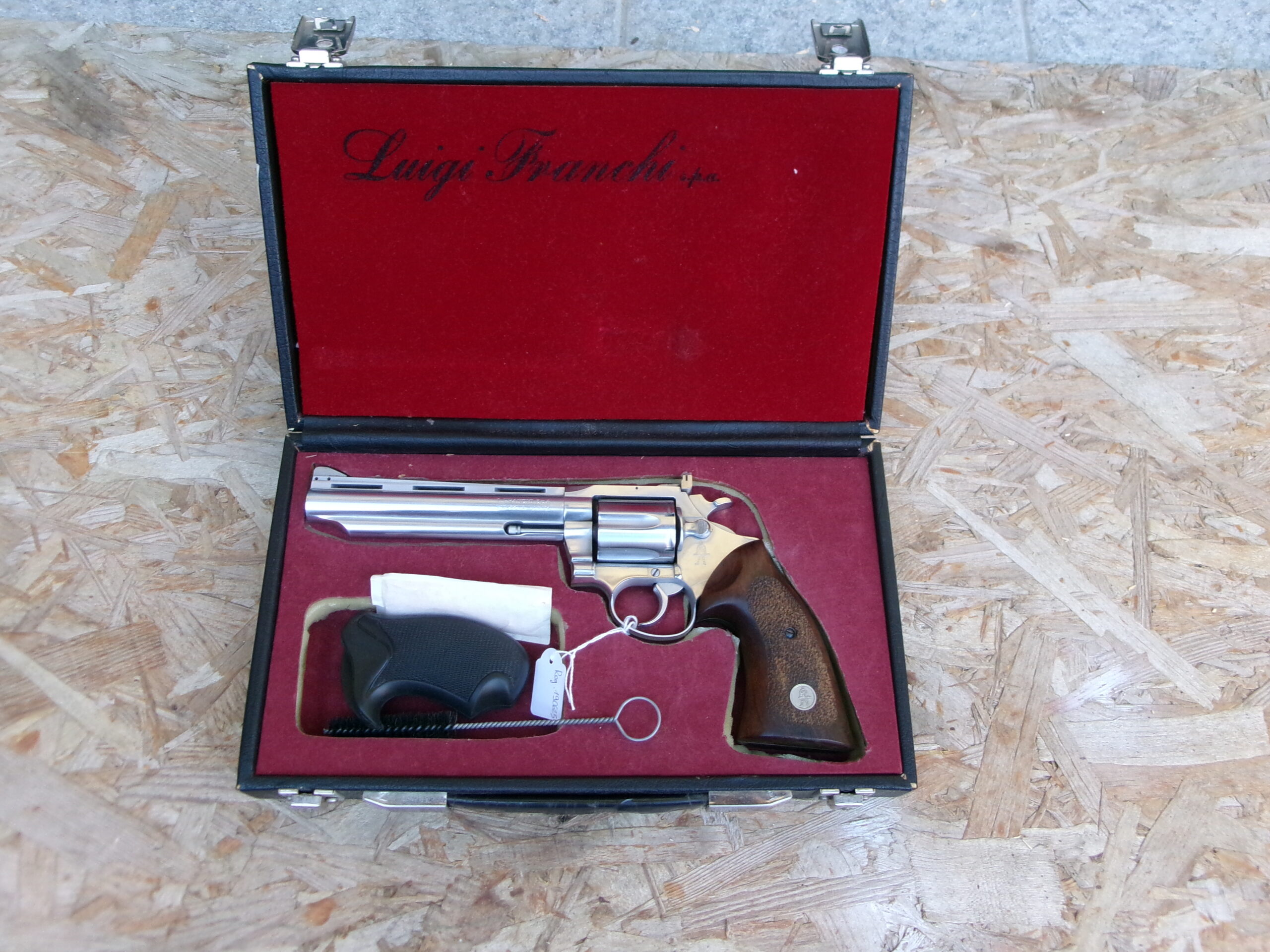 FRANCHI REVOLVER MOD. RF83 CAL 38 SPL