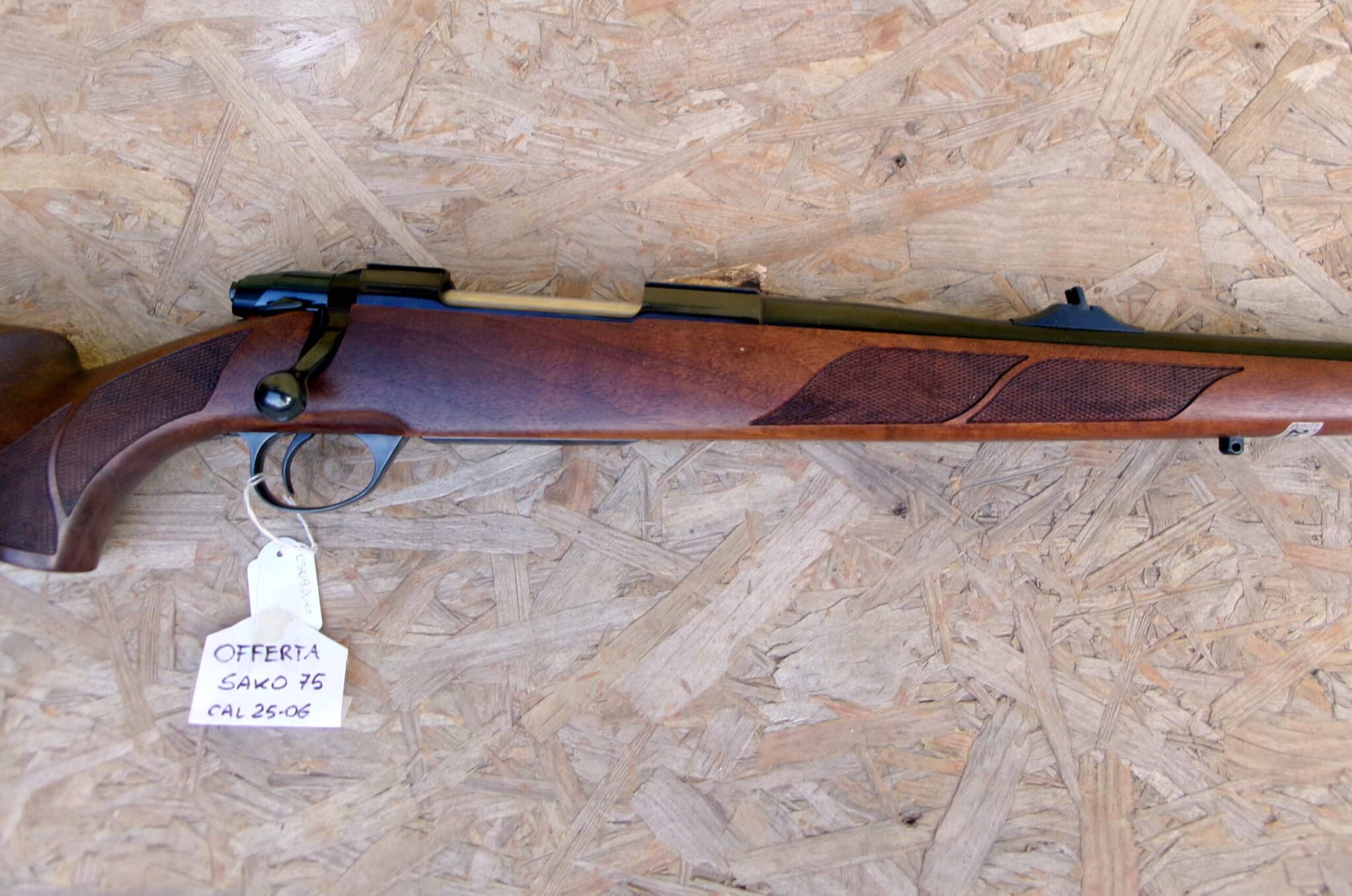 SAKO CARABINA MOD. 75 HUNTER CAL 25-06