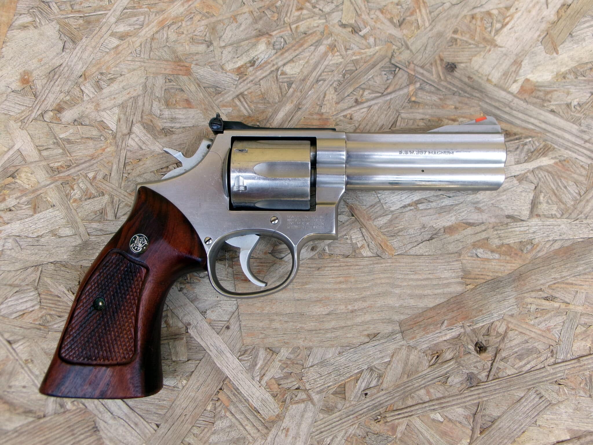 SMITH & WESSON REVOLVER 686-1 CAL.357 MAG 4″