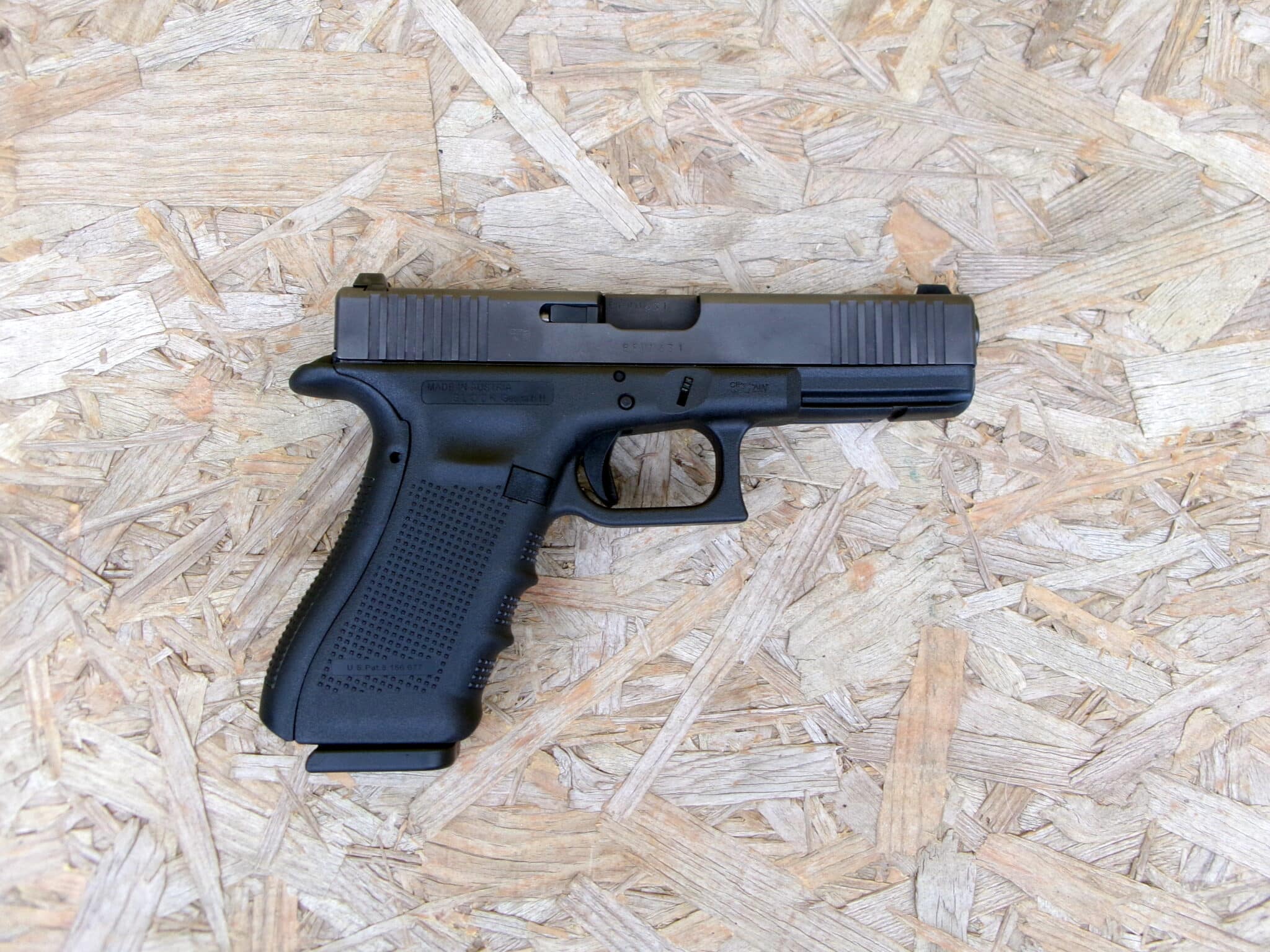 GLOCK PISTOLA MOD. 17 GEN 4 CAL 9X21 SPORTIVA
